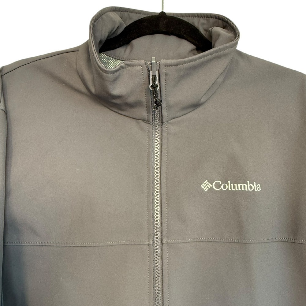 Columbia Grey Interchange Softshell Omniheat Jack… - image 3